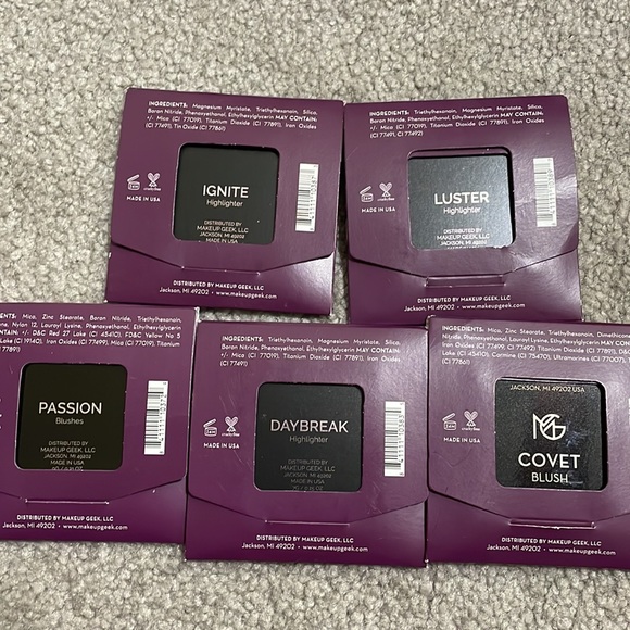 Makeuup Geek Makeup Highlighter and Blushes Set of 5 - Picture 2 of 6